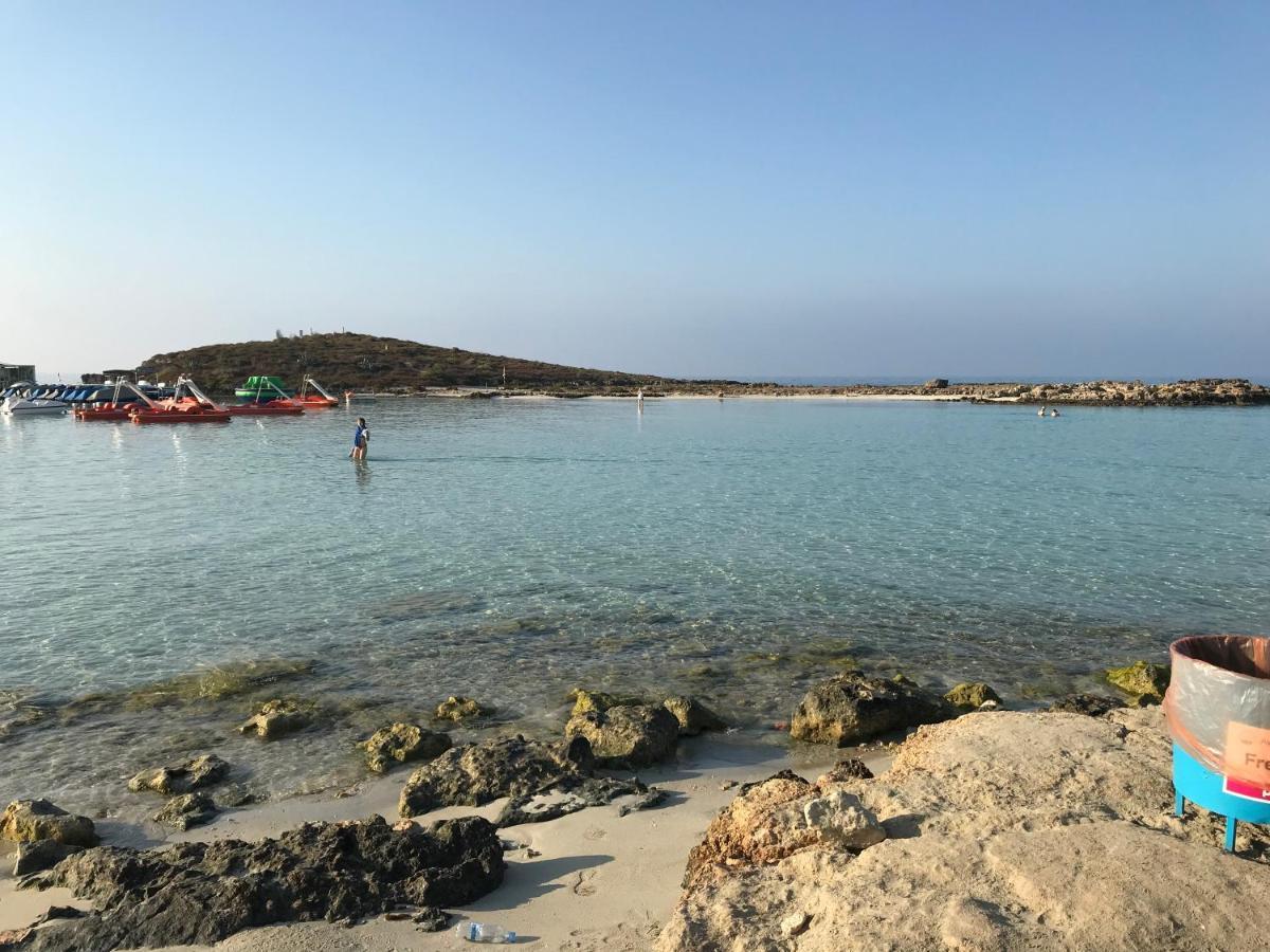 Villa Nissi Beach 28 Ajía Nápa Kültér fotó